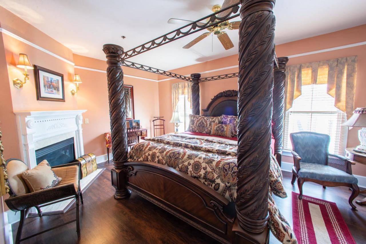 Bed and Breakfast Carriage Way Centennial House - Adult Only- Saint Augustine Экстерьер фото