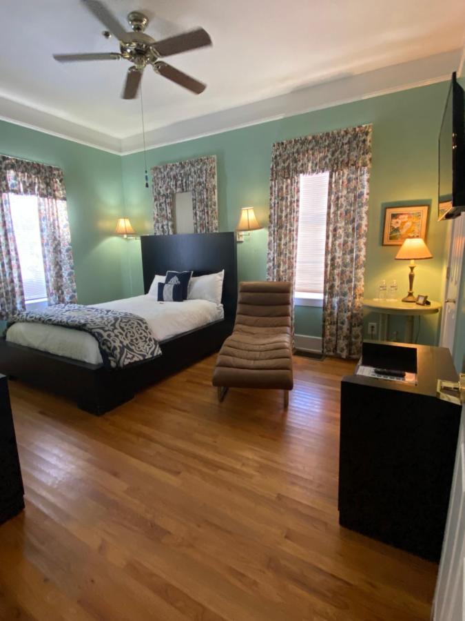 Bed and Breakfast Carriage Way Centennial House - Adult Only- Saint Augustine Экстерьер фото