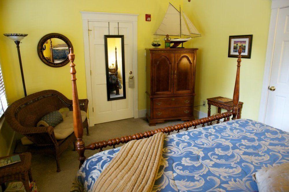 Bed and Breakfast Carriage Way Centennial House - Adult Only- Saint Augustine Экстерьер фото