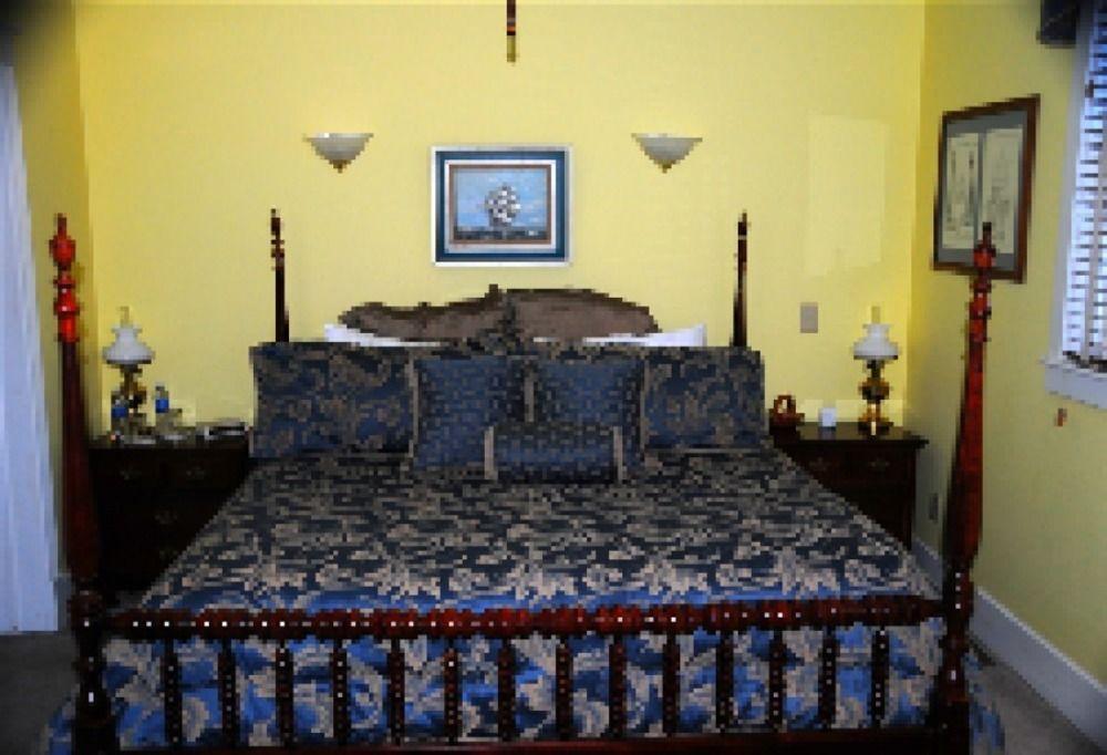 Bed and Breakfast Carriage Way Centennial House - Adult Only- Saint Augustine Экстерьер фото