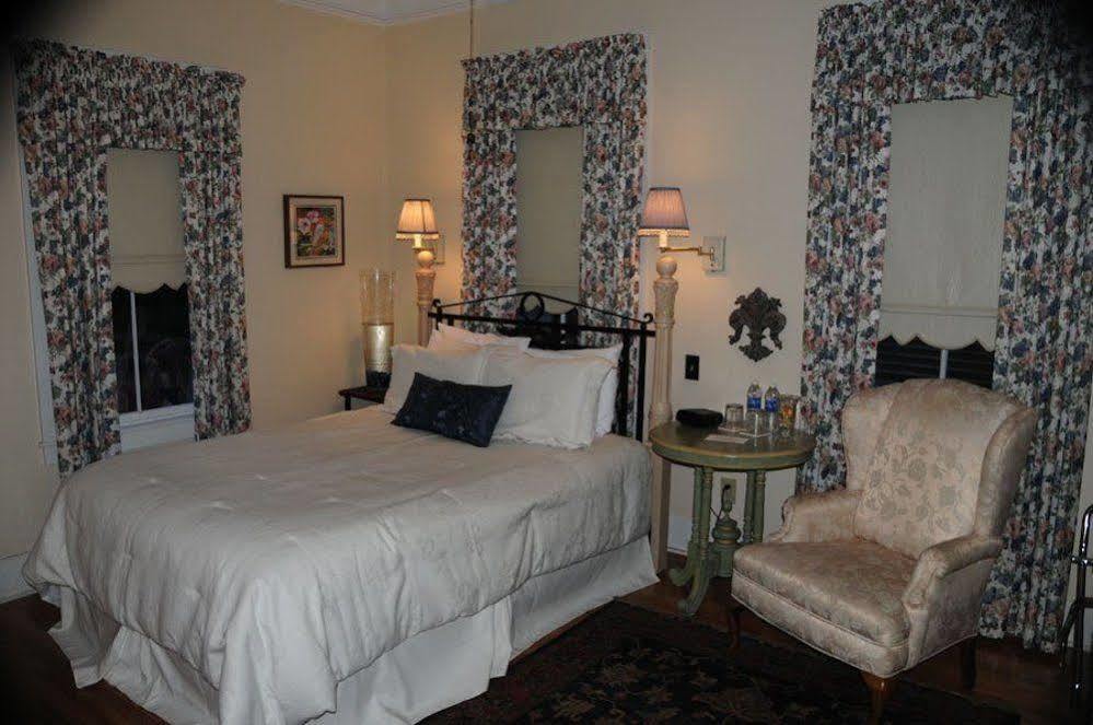 Bed and Breakfast Carriage Way Centennial House - Adult Only- Saint Augustine Экстерьер фото